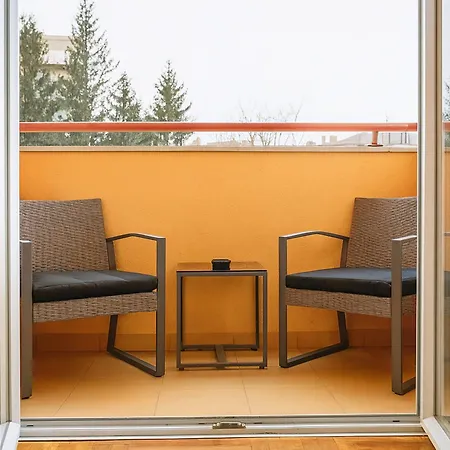 Galaktik Centar * Apatin