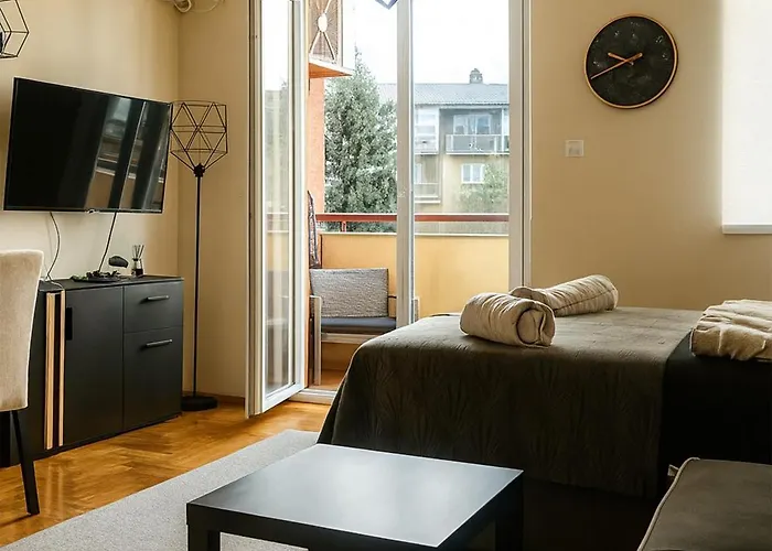 Apartamento Galaktik Centar Apatin